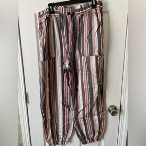 ✨NWT✨ AE soft pants